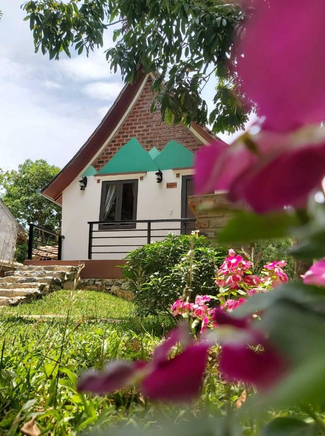 Tropical Valley Homestay - Villas Phong Nha Eksteriør billede